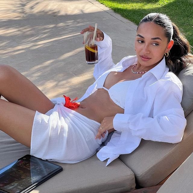 maile akln3.jpg