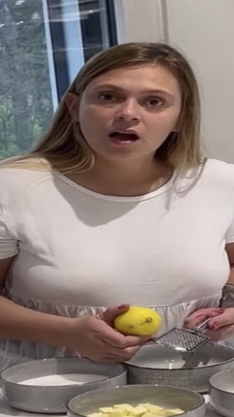 E7C3F793-D592-4DA5-BF12-7FB32CE928B5.png