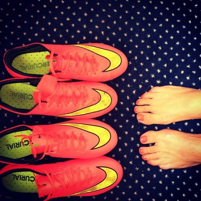 Laure-Boulleau-Feet-1436057.jpg