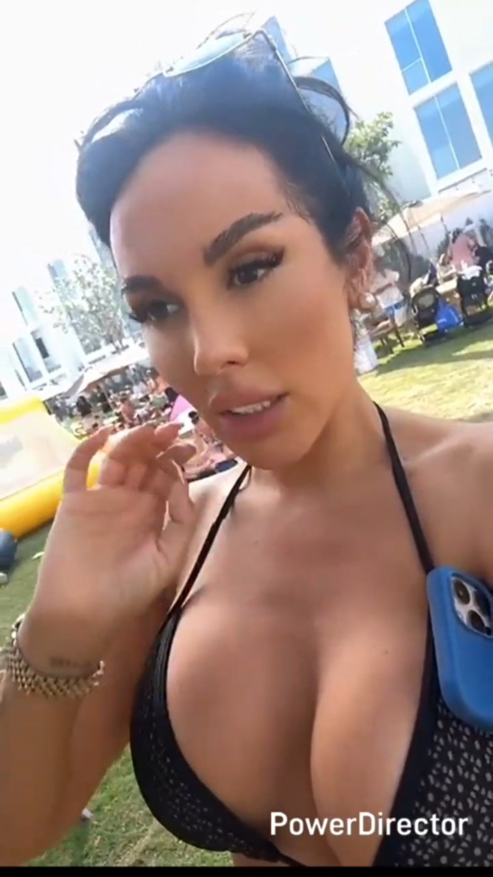 Screenshot_20250420-151619_Video Player.jpg