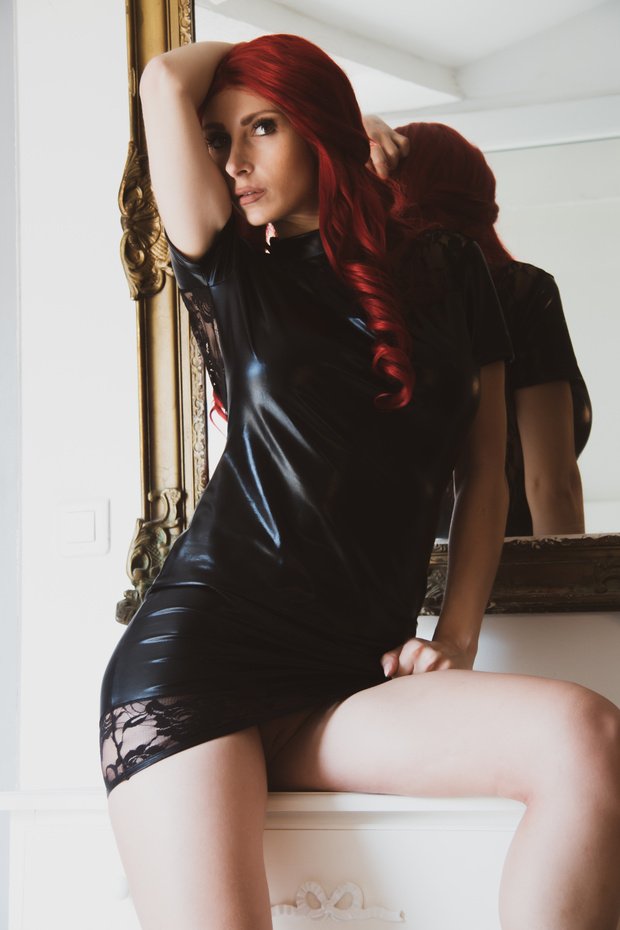 redheardBlackdress (1).jpg