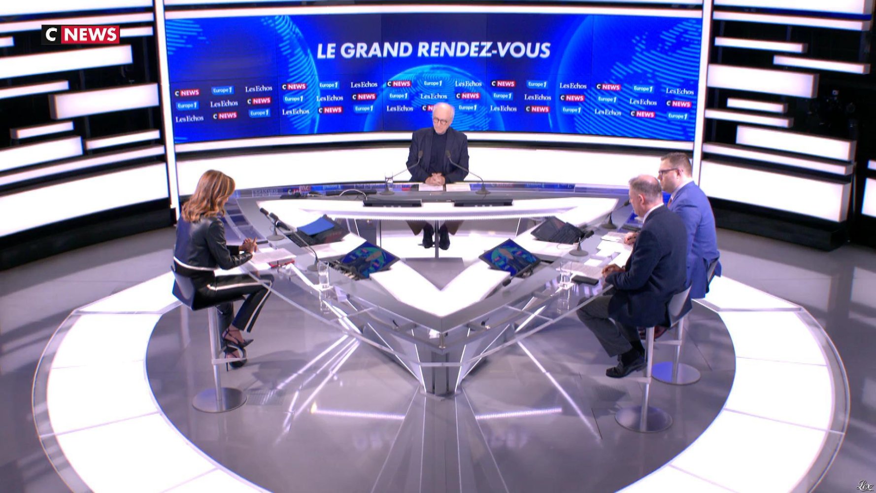 Sonia-Mabrouk--Le-Grand-Rendez-Vous--03-03-24--005.jpg