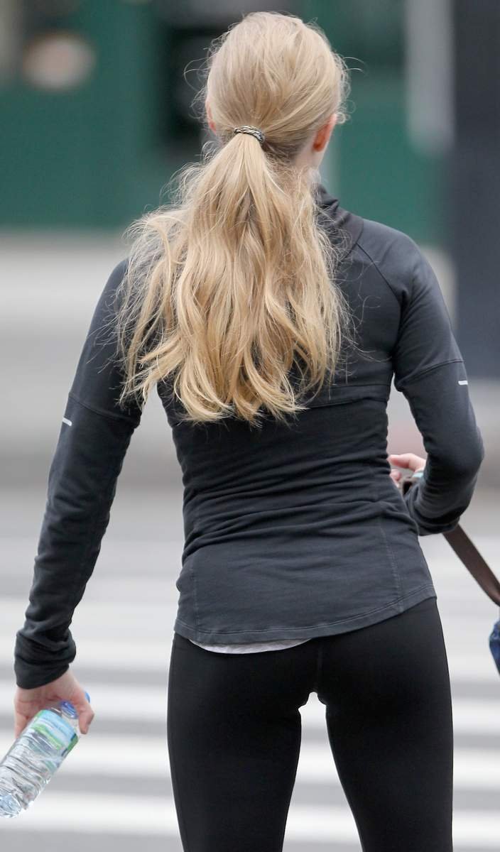 Amanda_Seyfried0017.jpg