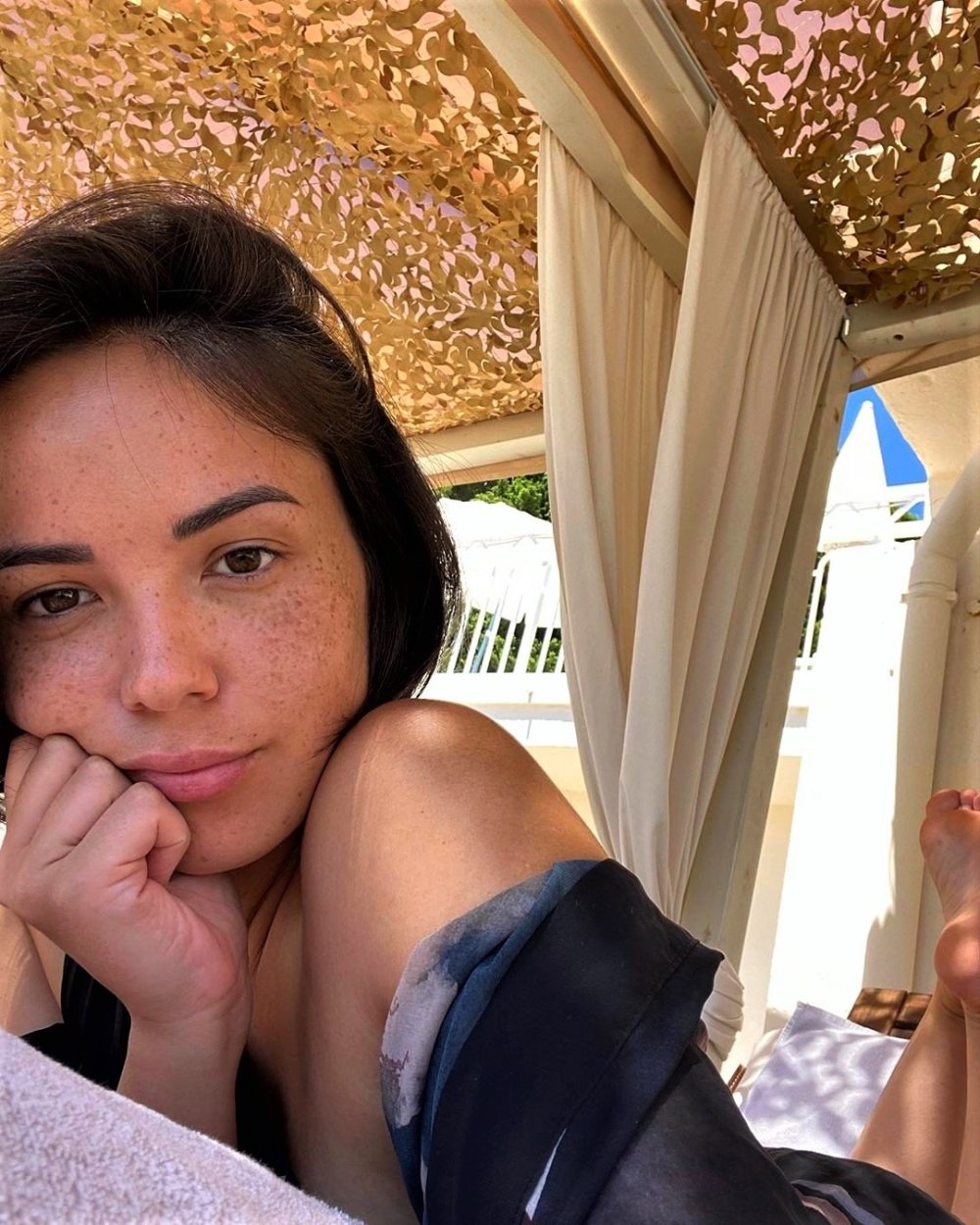 Agathe-Auproux-Feet-5112510.jpg