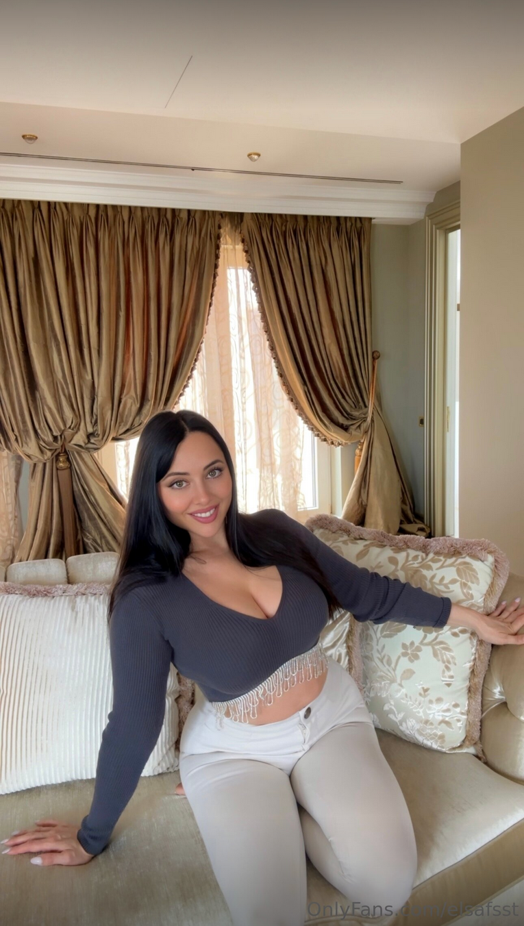 Screenshot 2025-06-14 at 14-05-56 Elsa OnlyFans.png