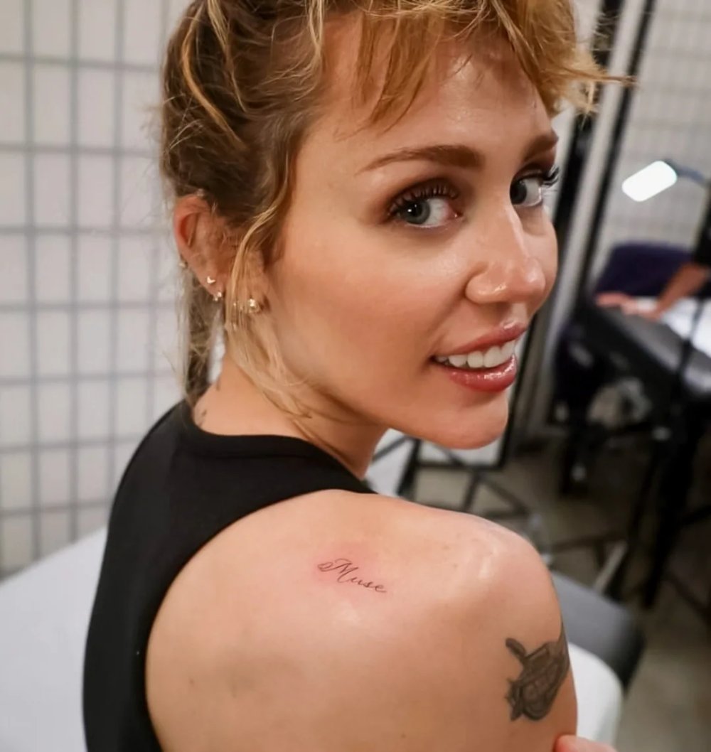 mileycyrus.iconic_20250627_p_3663910662632947740_1_3663910662632947740.jpg