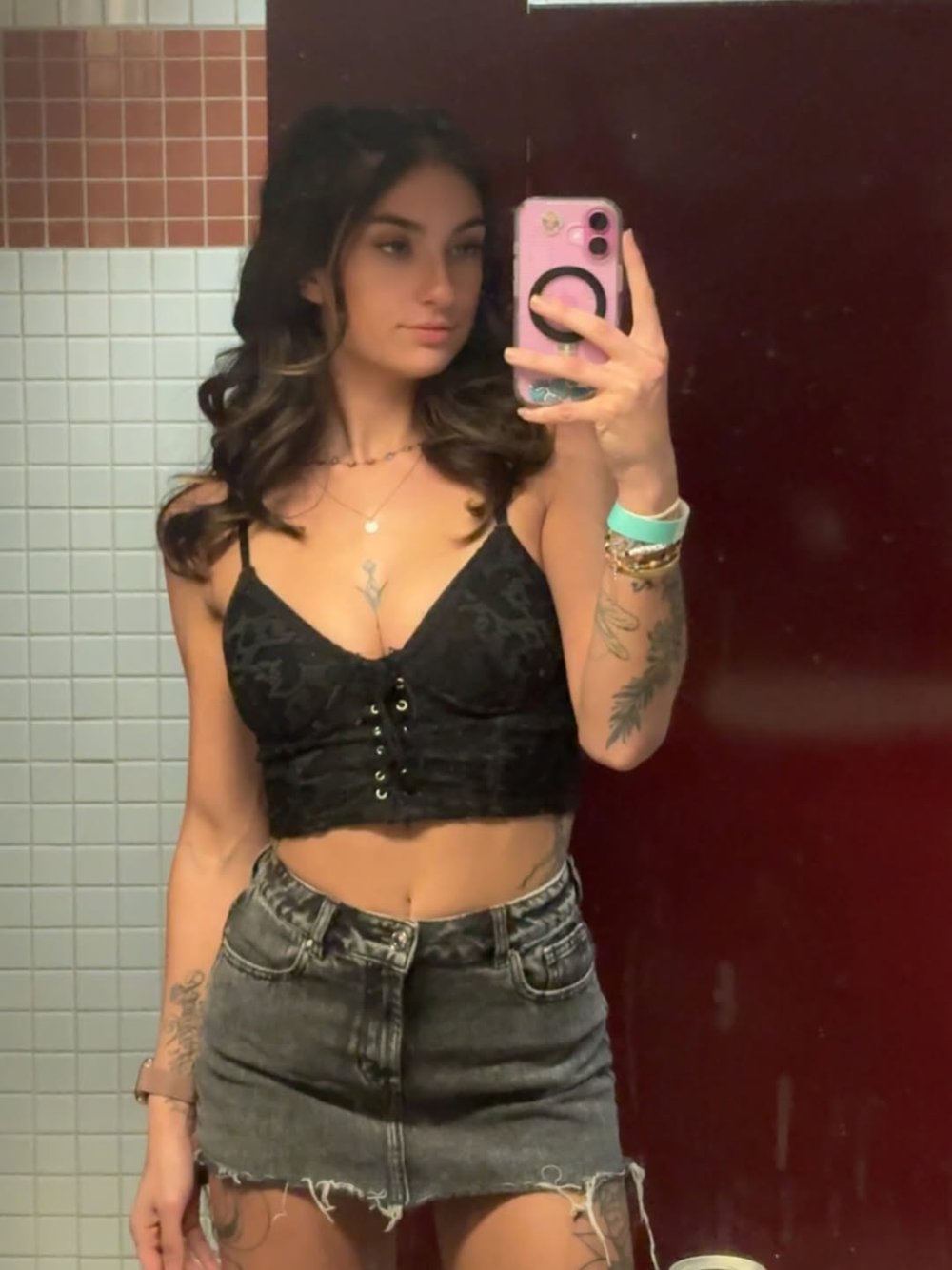 SnapInsta.to_487677453_18469178191070143_8243612029522458222_n.jpg