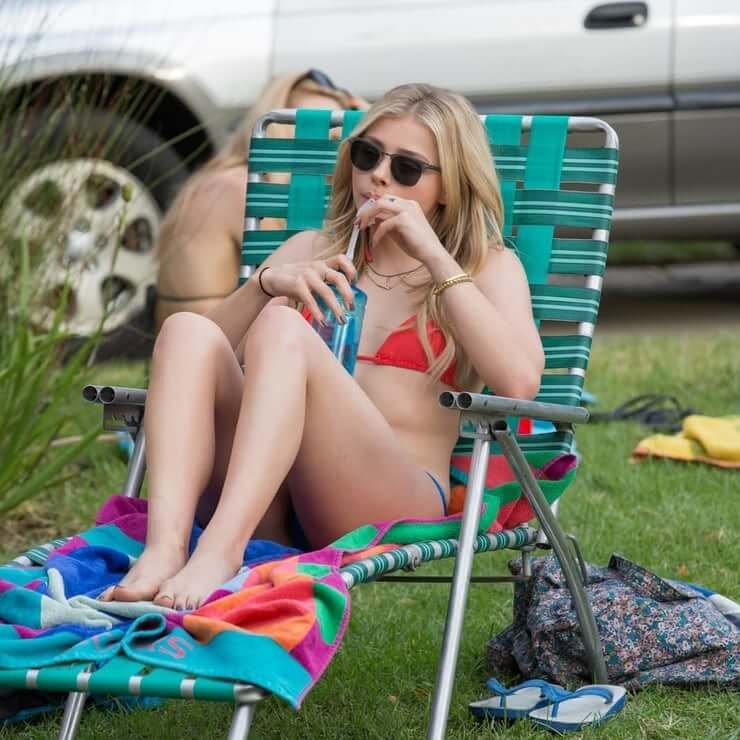 Chloe-Grace-Moretz-bikini-pics.jpg