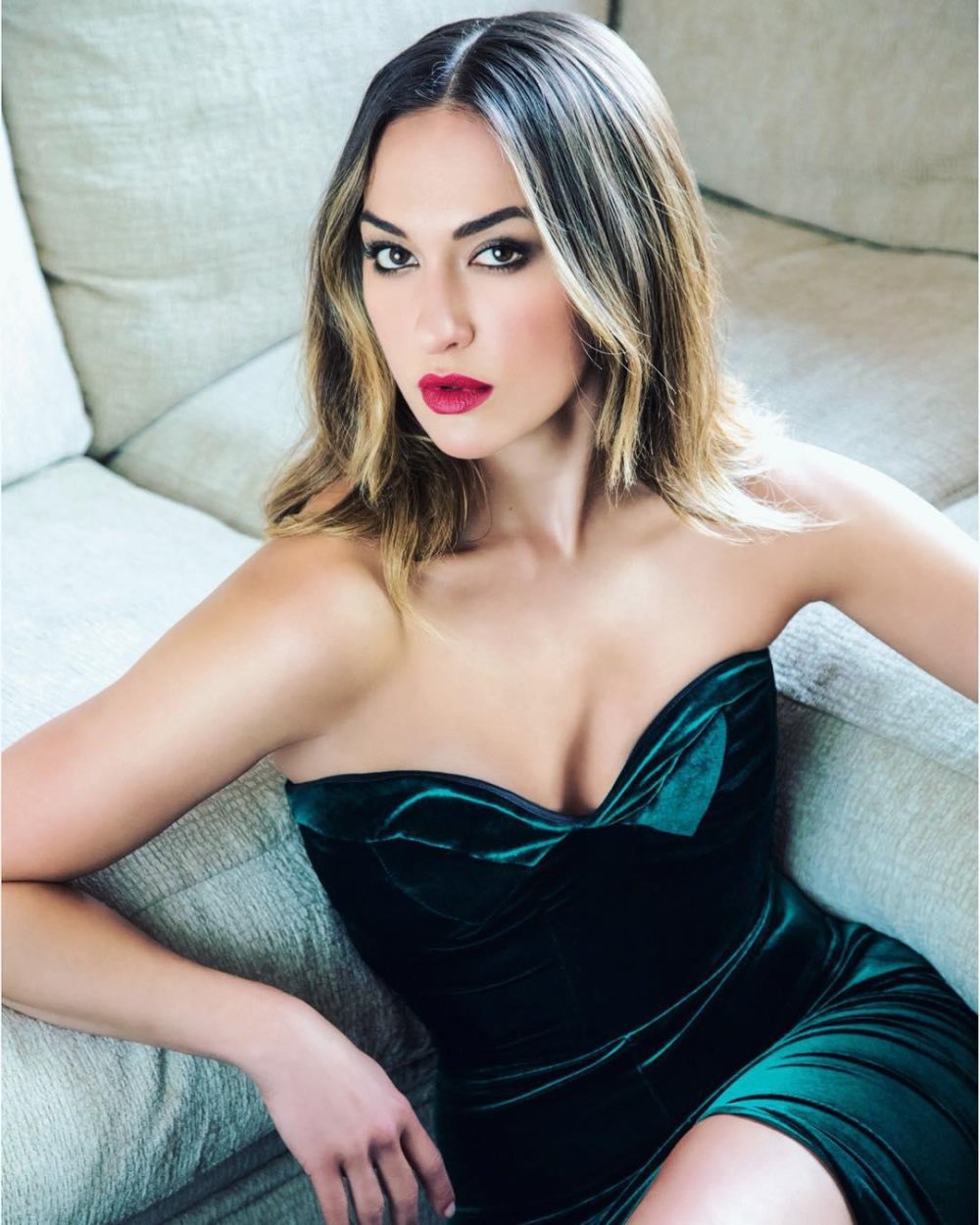 Tasya_Teles_001.jpg