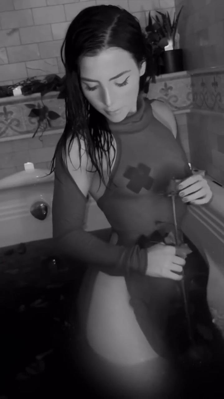 andrea_botez_nipple_pasties_wet_bodysuit_video_leaked-HAHUJH.jpg