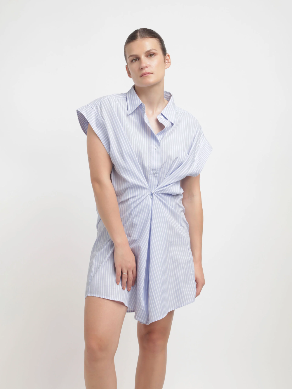 Robe_Wilson_Bleu-Solene_02.webp.png