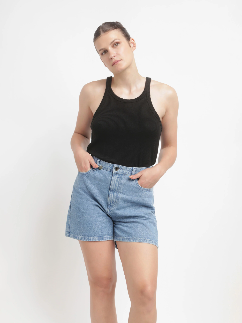 Short_Alosta-Solene_01.webp.png