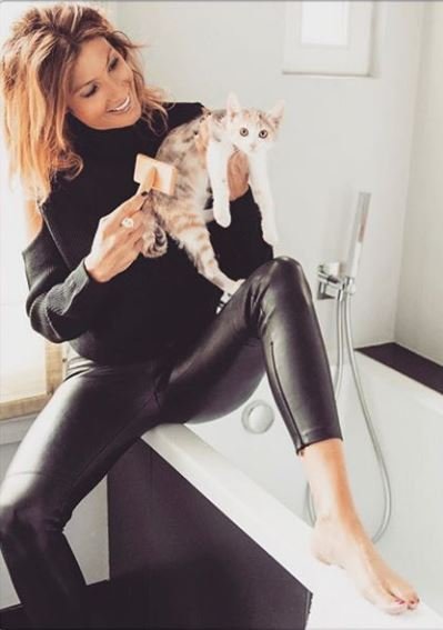 Caroline Iithurbide Sexy 29.jpg