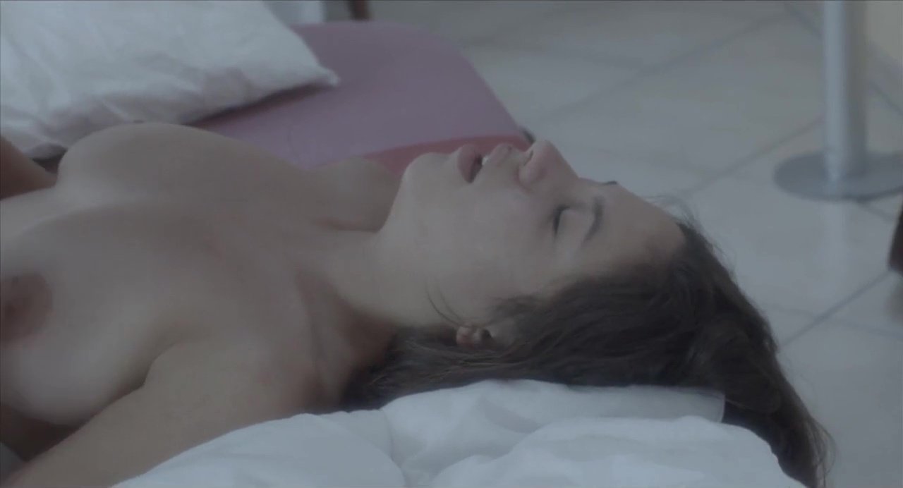 thylda_bares_04.jpg