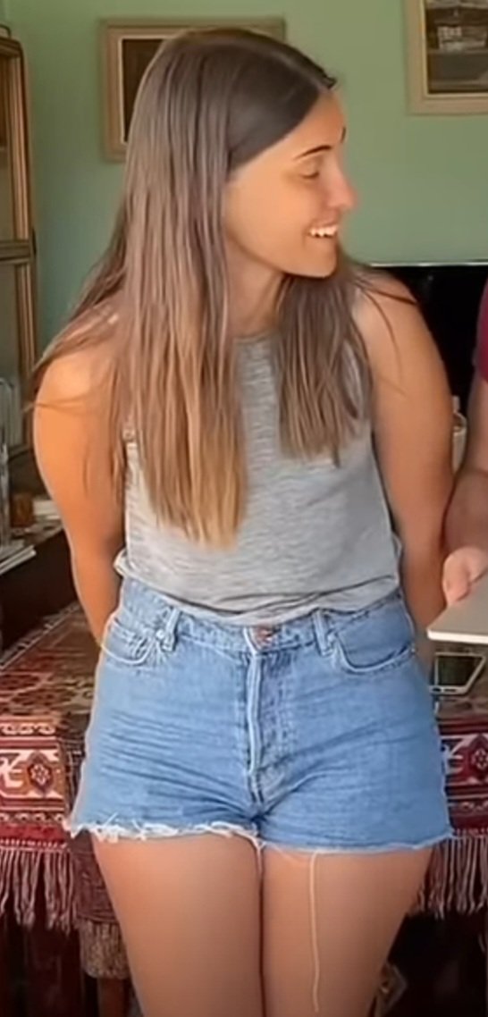 Screenshot_20250304_011537_YouTube.jpg